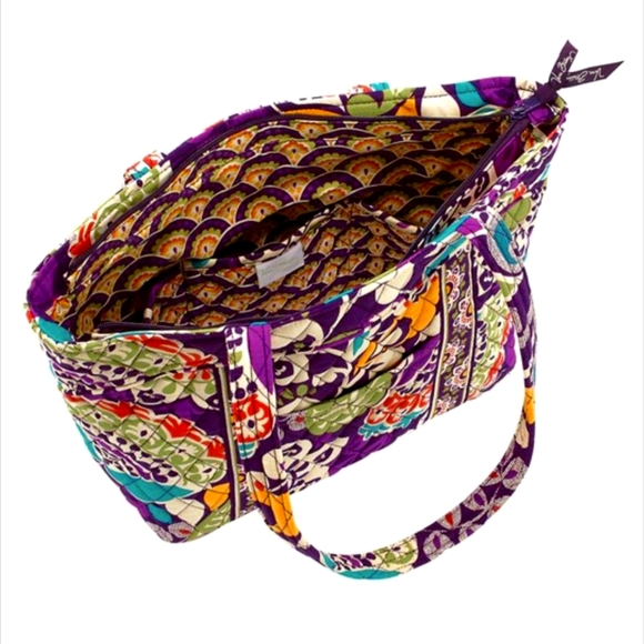 NWT Vera Bradley MANDY Tote Bag in RETIRED Plum Crazy Multi Color - Picture 3 of 5